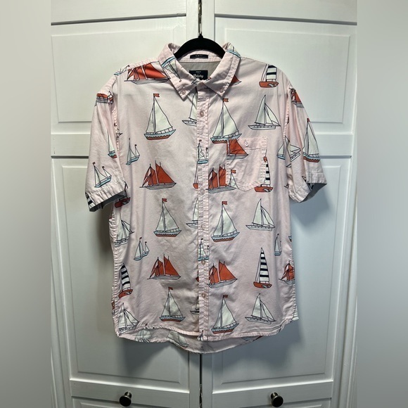 Artistry In Motion Yacht Club Woven Shirt Short Sleeve Size Large Slim Fit - Picture 1 of 9